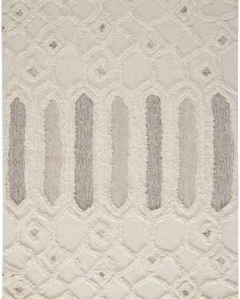 Anica Moroccan Wool Tufted Area Rug - White / Beige / 