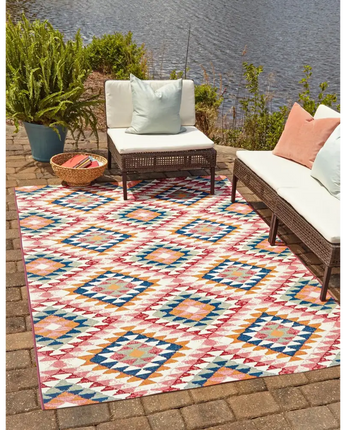 Contemporary outdoor southwestern fethiye rug - Area Rugs