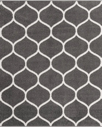 Geometric rounded trellis frieze rug (square oval &