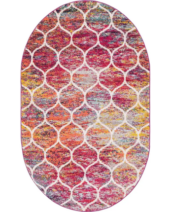 Geometric rounded trellis frieze rug (square oval &