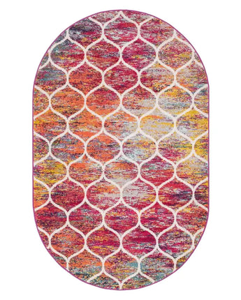 Geometric rounded trellis frieze rug (square oval &