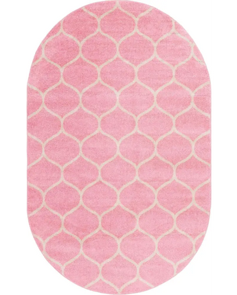 Geometric rounded trellis frieze rug (square oval &