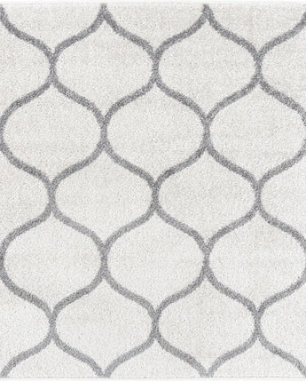 Geometric rounded trellis frieze rug (square oval &