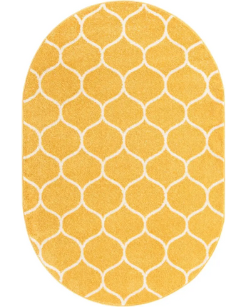 Geometric rounded trellis frieze rug (square oval &