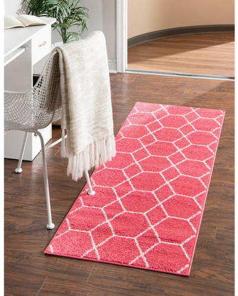 Geometric Trellis Frieze Rug (Runners, & Large Rectangular) - Rug Mart Top Rated Deals + Fast & Free Shipping