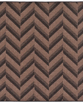 Modern outdoor modern chevron rug - Brown / 5’ 4’’ x