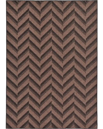 Modern outdoor modern chevron rug - Brown / 7’ 1’’ x