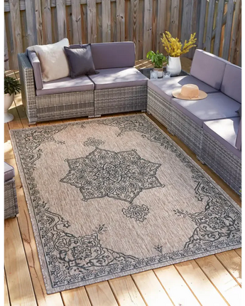 Traditional outdoor traditional antique rug - Area Rugs