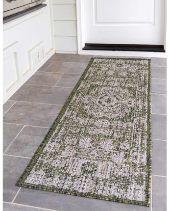 Traditional outdoor traditional timeworn rug - Area Rugs