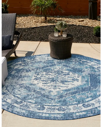 Traditional outdoor traditional valeria rug - Area Rugs