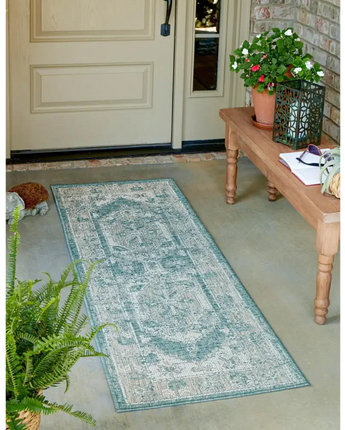 Traditional outdoor traditional valeria rug - Area Rugs