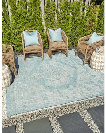 Traditional outdoor traditional valeria rug - Area Rugs