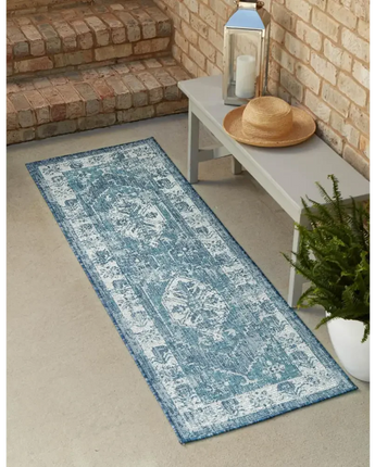 Traditional outdoor traditional valeria rug - Area Rugs